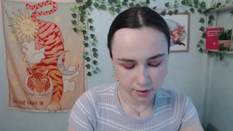 veryveryvery_shy online show from 06/04/26, 05:46