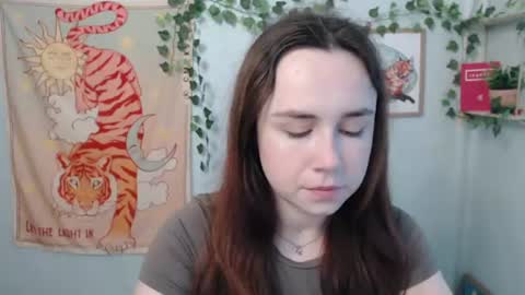 veryveryvery_shy online show from 06/13/26, 05:38