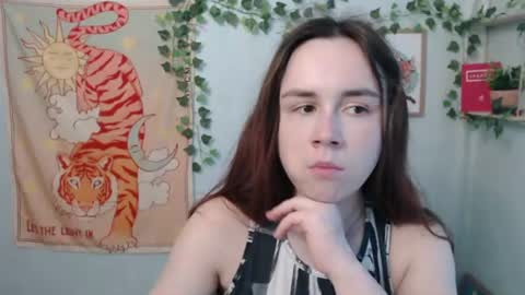 veryveryvery_shy online show from 06/18/26, 05:30