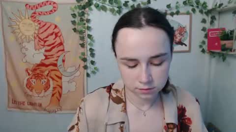 veryveryvery_shy online show from 06/19/26, 05:34