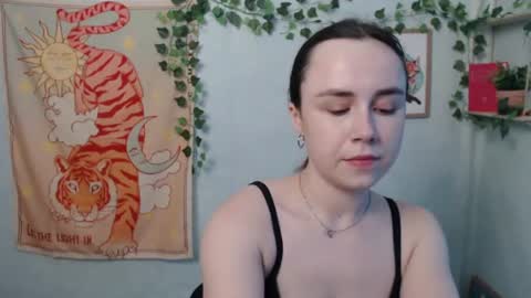 veryveryvery_shy online show from 06/24/26, 05:50