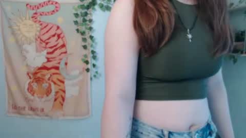 veryveryvery_shy online show from 06/29/26, 10:15