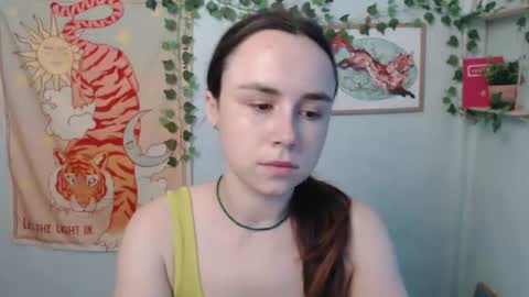 veryveryvery_shy online show from 07/16/26, 05:35