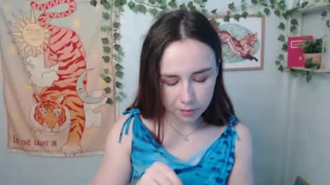 veryveryvery_shy online show from 07/17/26, 05:47
