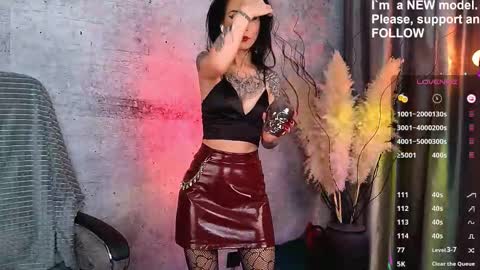 Lady or Goddess Vespera online show from 11/15/25, 08:27
