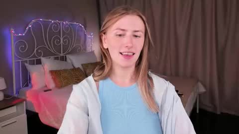 Celeste online show from 09/18/25, 03:41