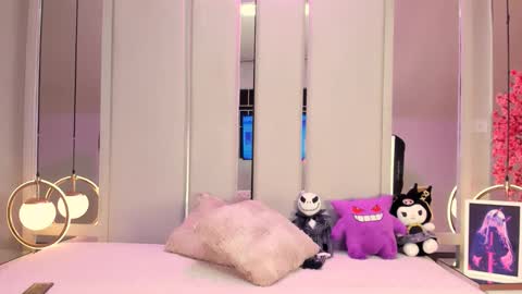 Snapshot of vespervelvet chatting on 11/04/25, 08:41 Vesper Velvet online show from 11/04/25, 08:41