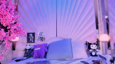 Snapshot of vespervelvet chatting on 04/18/26, 05:22 Vesper Velvet online show from 04/18/26, 05:22