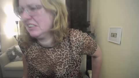 vestawoody online show from 11/23/25, 07:19