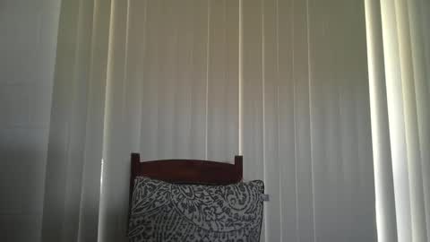 Snapshot of vesturelove chatting on 09/23/25, 06:22 vesturelove online show from 09/23/25, 06:22