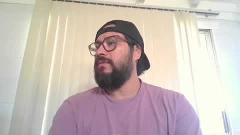 Snapshot of vesturelove chatting on 09/24/25, 05:05 vesturelove online show from 09/24/25, 05:05