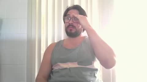 Snapshot of vesturelove chatting on 11/02/25, 10:23 vesturelove online show from 11/02/25, 10:23