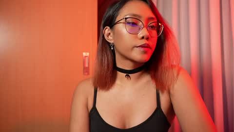 Snapshot of vexanyx chatting on 05/25/26, 12:22 Vexa Nyx online show from 05/25/26, 12:22