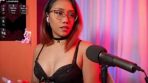 Snapshot of vexanyx chatting on 06/09/26, 10:27 Vexa Nyx online show from 06/09/26, 10:27