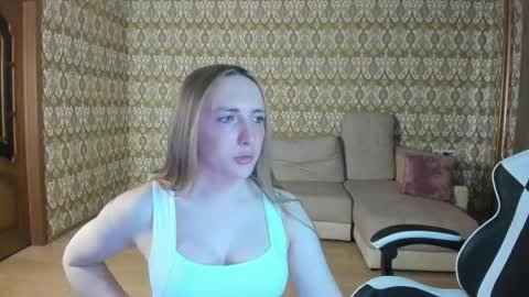 vi_luxxxy online show from 05/09/26, 02:17