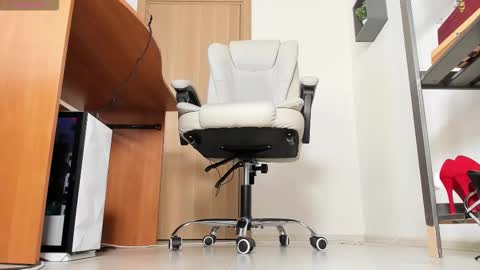 VIKA online show from 09/30/25, 02:33