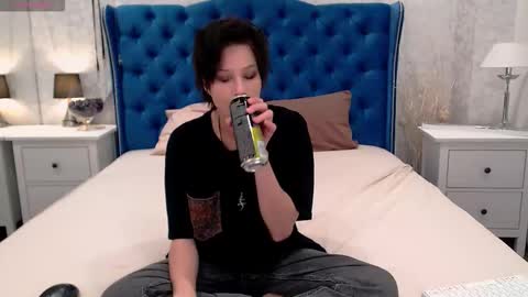 Via online show from 11/14/25, 11:02