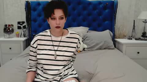 Via online show from 06/06/26, 07:07