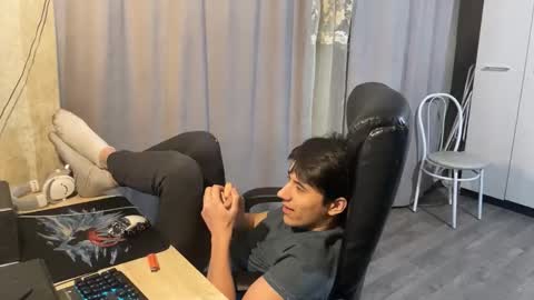 vialeras online show from 11/27/25, 02:24