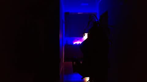 Snapshot of viannca__ chatting on 03/03/25, 02:58 Ariana online show from 03/03/25, 02:58