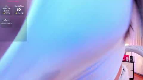 Ariana  online show from 09/26/25, 10:47