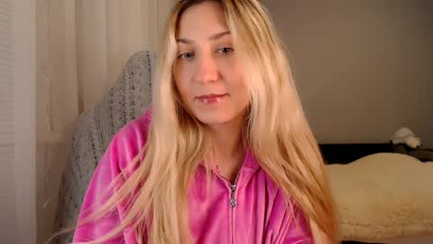 Amelia online show from 01/26/25, 06:48