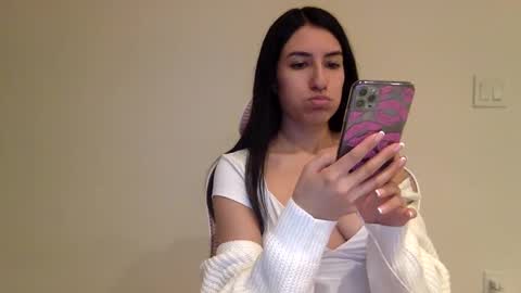 chloe online show from 01/07/25, 08:24