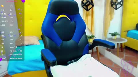 nahomy online show from 01/29/25, 04:41