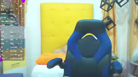 nahomy online show from 03/07/25, 02:01