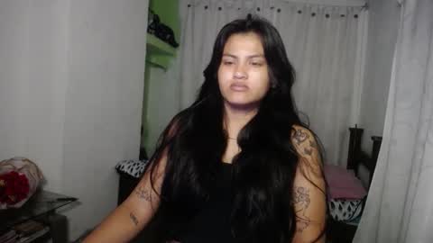 nahomy online show from 11/04/25, 07:07