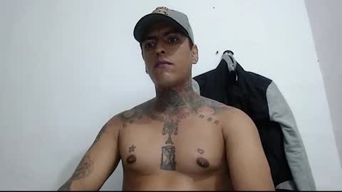 Snapshot of vicctorzc chatting on 01/16/26, 08:13 Victor cardenas online show from 01/16/26, 08:13