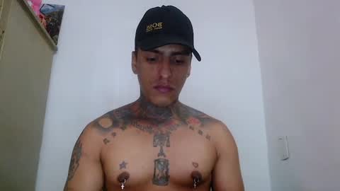 Snapshot of vicctorzc chatting on 04/04/26, 08:17 Victor cardenas online show from 04/04/26, 08:17