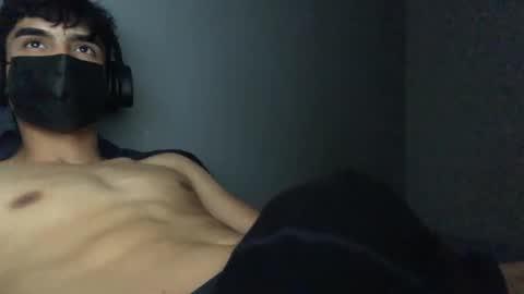 Snapshot of vicente24milf chatting on 10/30/25, 05:24 vicente online show from 10/30/25, 05:24