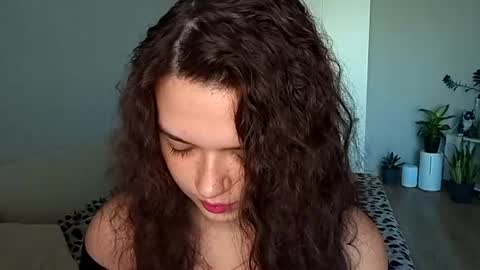 Lina online show from 06/30/26, 05:08