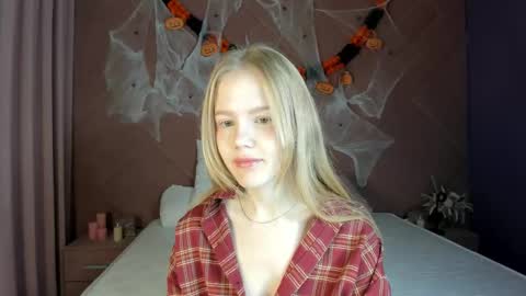 Snapshot of vicki_todd chatting on 10/27/25, 12:58 vicki todd online show from 10/27/25, 12:58
