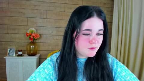 Snapshot of vickibrooks chatting on 02/02/25, 04:59 VickiBrooks online show from 02/02/25, 04:59