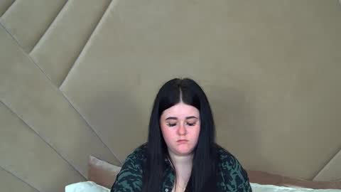 Snapshot of vickibrooks chatting on 02/05/25, 02:51 VickiBrooks online show from 02/05/25, 02:51