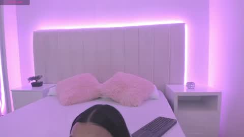 Vicky online show from 06/03/26, 07:30