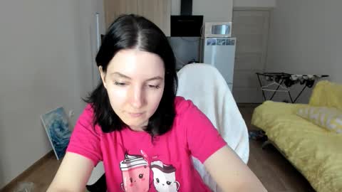 Snapshot of vickie_winters chatting on 10/25/25, 10:12 Victoria online show from 10/25/25, 10:12