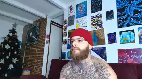 Snapshot of vickingcock7 chatting on 11/11/25, 07:52 vickingcock7 online show from 11/11/25, 07:52