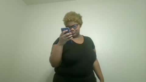 vickiryder56 online show from 11/08/25, 04:29
