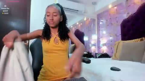Vicky Castillo online show from 07/12/26, 07:49
