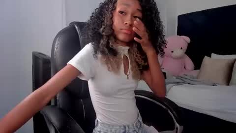 Vicky Castillo online show from 07/29/26, 03:37