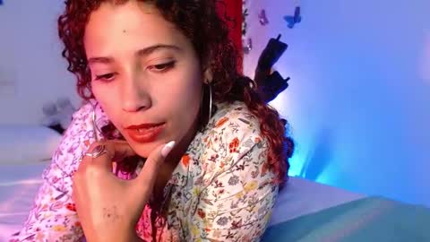 Vicky  online show from 01/08/25, 06:31