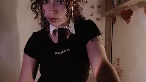 Vicky  online show from 02/24/25, 12:41
