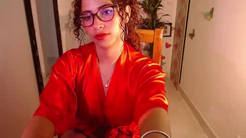 Vicky  online show from 03/06/25, 05:22