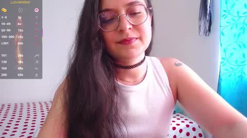 Snapshot of vicky_cristinax chatting on 02/25/26, 07:56 Vicky online show from 02/25/26, 07:56