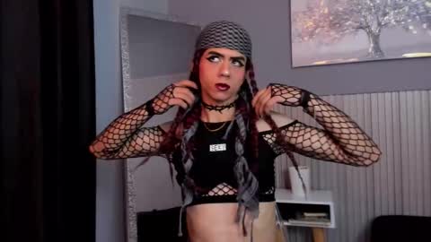 Snapshot of vicky_fant4sy chatting on 02/27/26, 01:44 Vicky online show from 02/27/26, 01:44