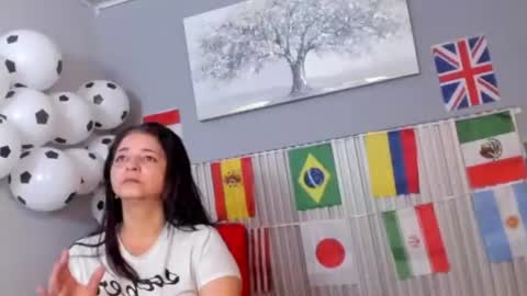  Vicky  online show from 06/18/26, 11:47