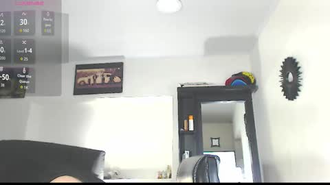 Vicky  online show from 10/31/25, 11:00